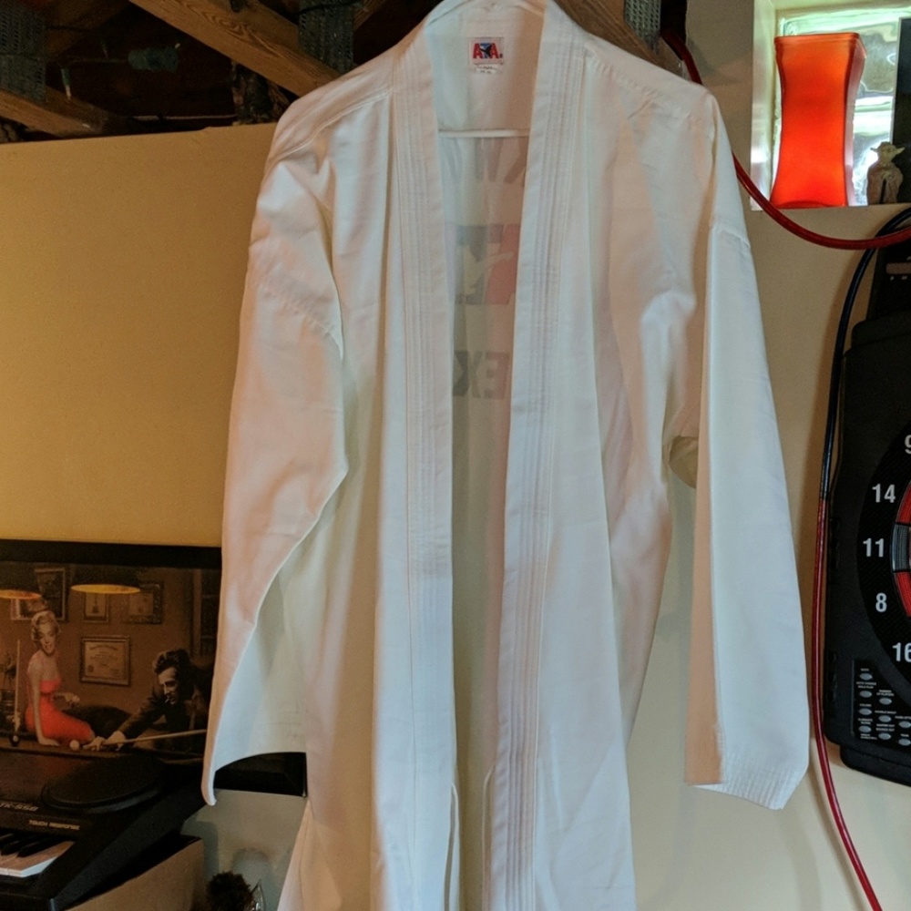 ATA taekwondo Texas Top Size 6
